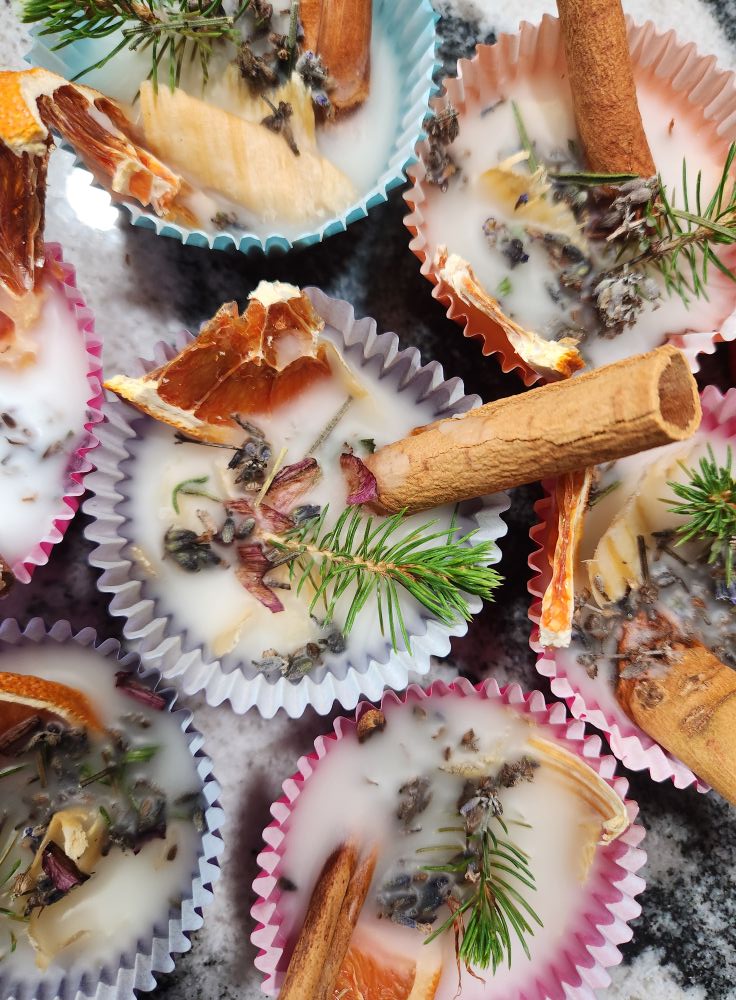 Handmade Beeswax Fire Starters – 4 Pack